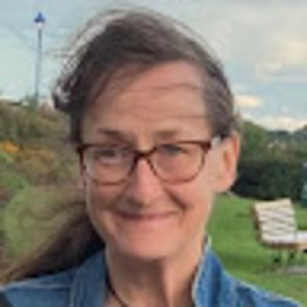 Meet your Posher, Liza